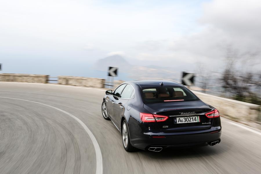  Maserati Quattroporte GTS GranLusso 2016 года  (фото 13 из 44)